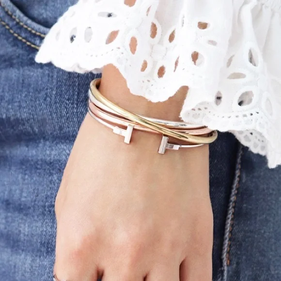 SILVER DOUBLE T OPEN CUFF WIRE BRACELET